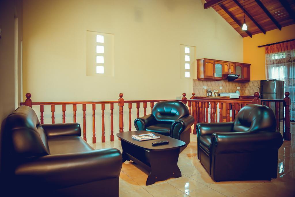 The Terranova Inn Ettukala Dış mekan fotoğraf